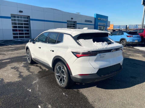 2026 Chevrolet Equinox EV LT 2