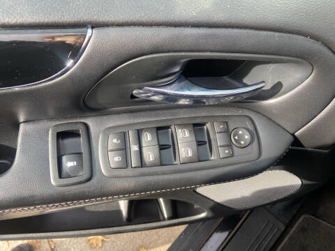 2016 Dodge Grand Caravan SXT Plus