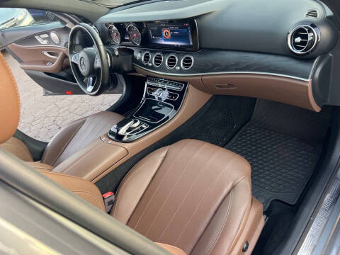 2017 Mercedes-Benz E-Class E 300 4MATIC