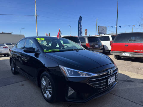2020 Hyundai Elantra for sale at Apollo Auto Sales LLC in Sioux City IA