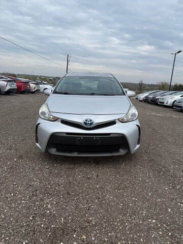 2017 Toyota Prius v Three