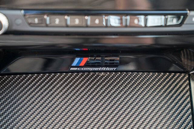 2020 BMW M8 25