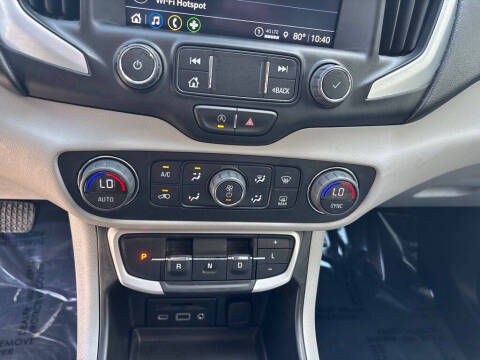 2023 GMC Terrain SLT