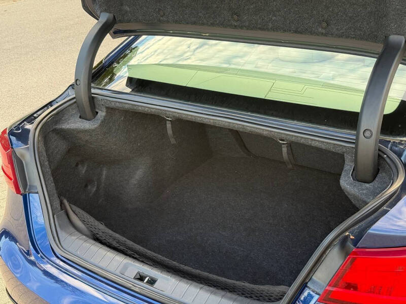 2017 Nissan Maxima Platinum