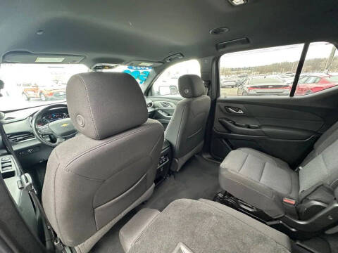 2022 Chevrolet Traverse LT Cloth