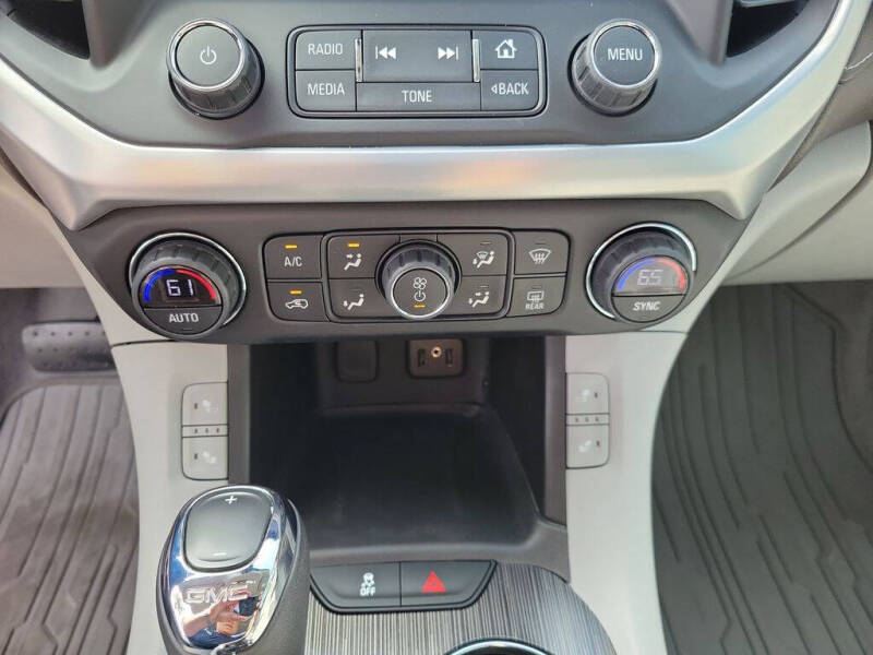 2018 GMC Acadia SLT-1