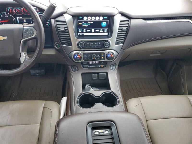 2016 Chevrolet Suburban LT