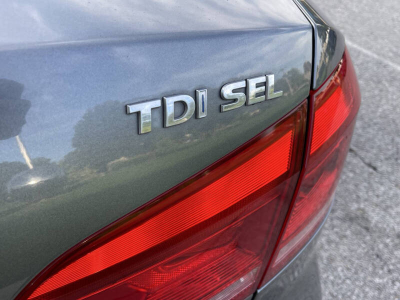 2015 Volkswagen Passat 2.0L TDI SEL Premium