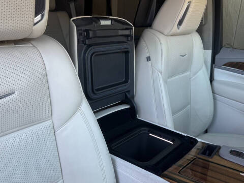 2022 Cadillac Escalade Sport Platinum