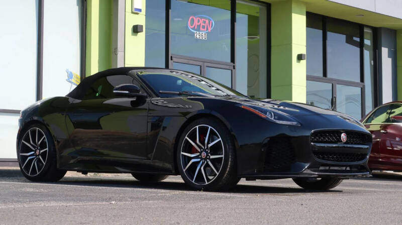 2016 Jaguar F-TYPE R