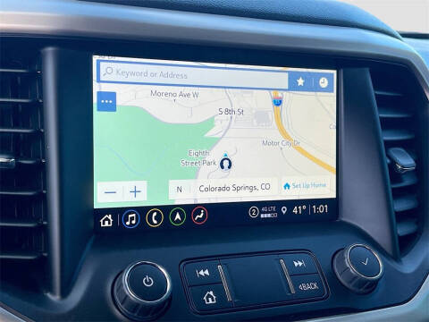 2022 GMC Acadia Denali