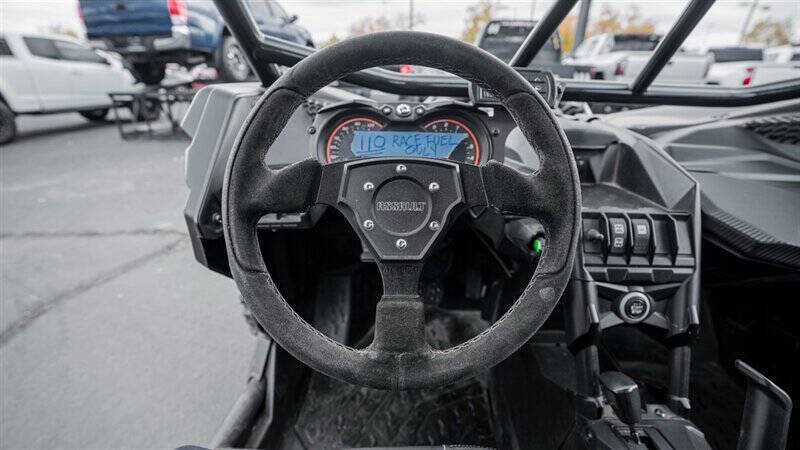 2017 Can-Am Maverick X3