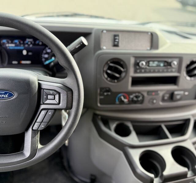 2026 Ford E-Series E-350 SD