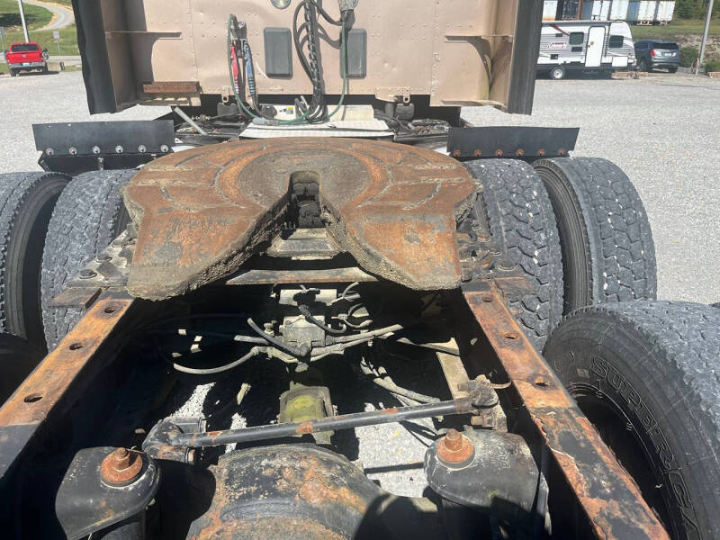 2014 Peterbilt 592 PACCAR