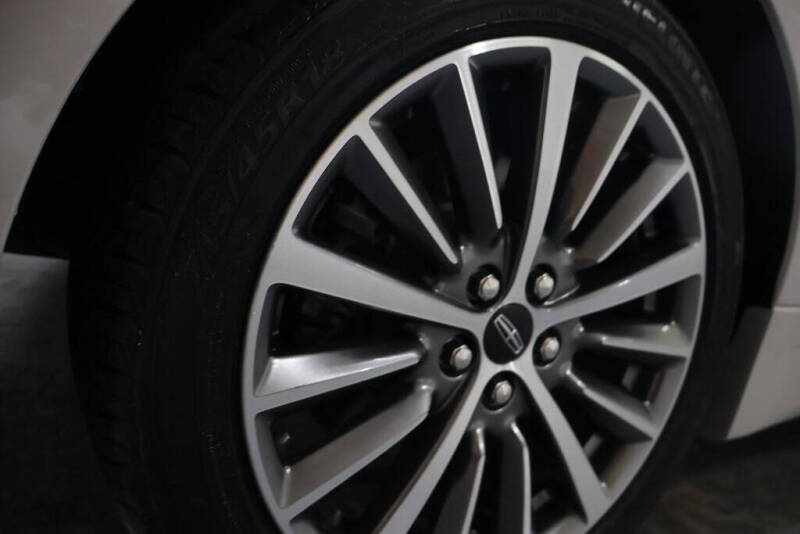 2020 Lincoln MKZ Standard