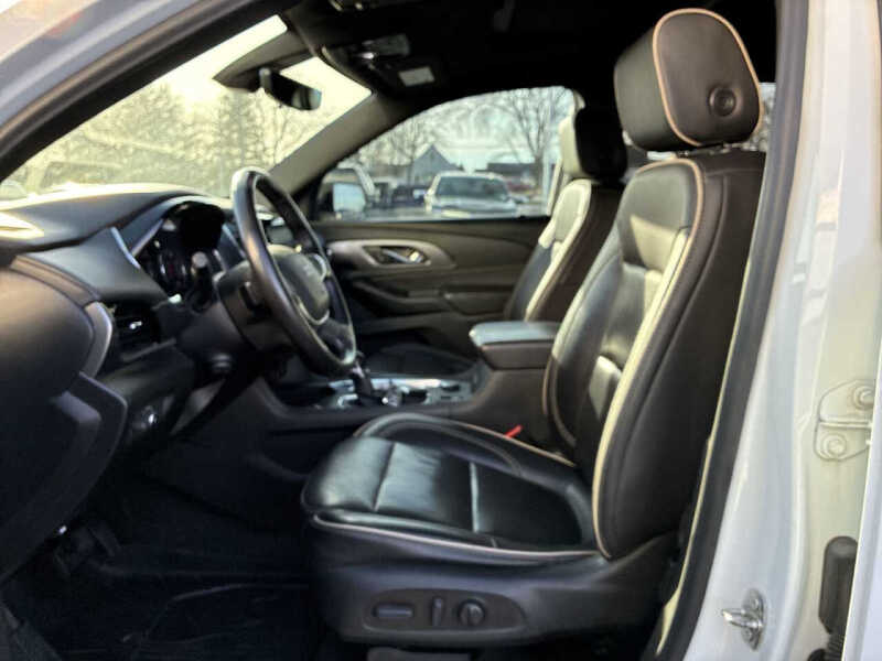 2022 Chevrolet Traverse Premier