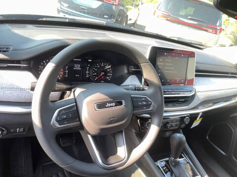 2025 Jeep Compass Sport