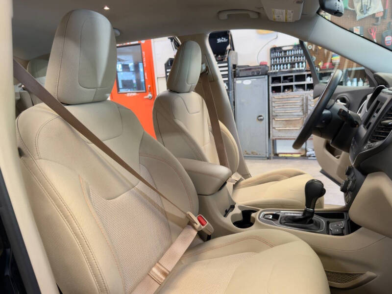 2019 Jeep Cherokee Latitude