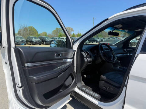 2016 Ford Explorer Sport