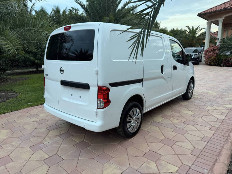 2020 Nissan NV200 SV