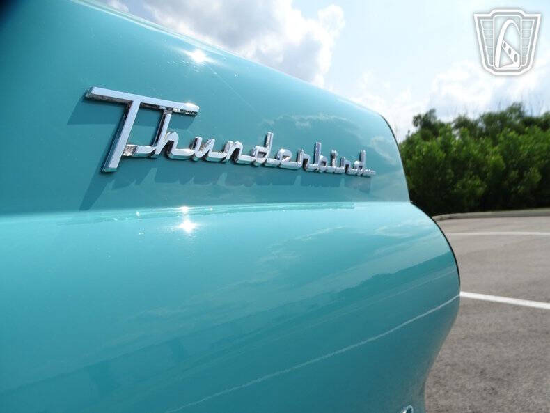 1955 Ford Thunderbird