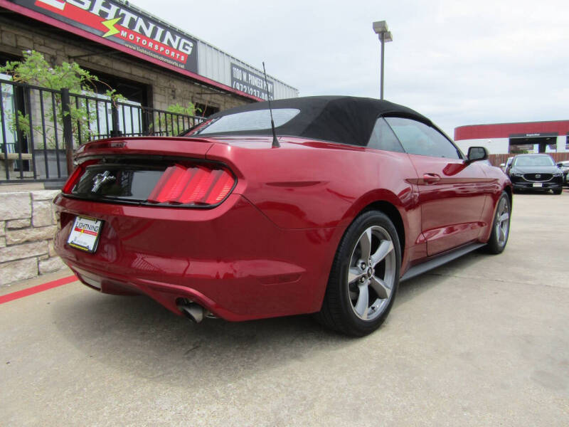 2017 Ford Mustang V6