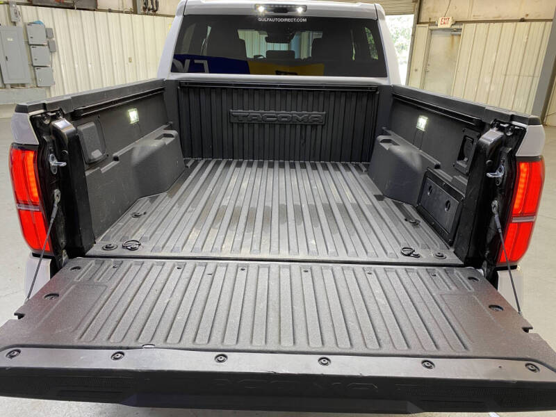 2025 Toyota Tacoma TRD Sport HV