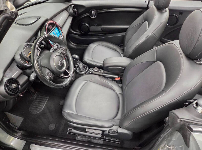 2019 MINI Convertible Cooper