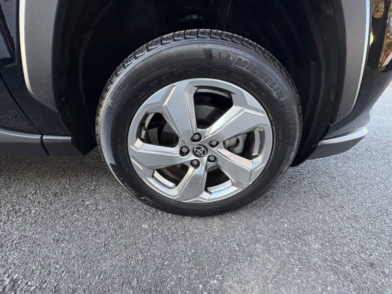 2021 Toyota RAV4 Hybrid XLE Premium