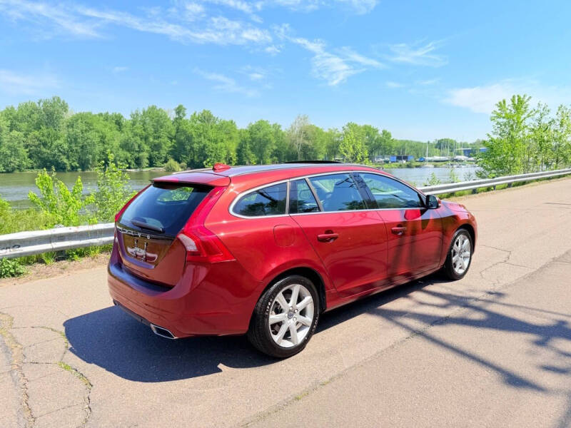 2016 Volvo V60 T5 Drive-E Premier