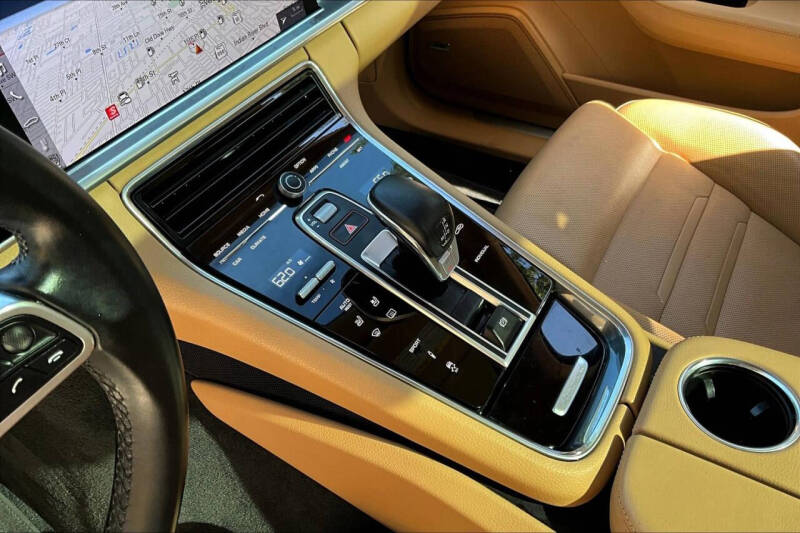 2018 Porsche Panamera