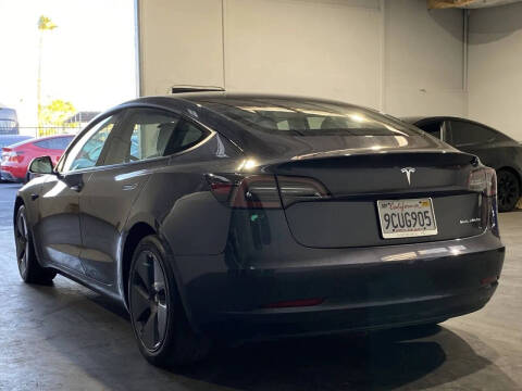 2022 Tesla Model 3 Long Range