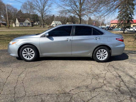 2015 Toyota Camry for sale at Bowlings Used Cars in Canton OH