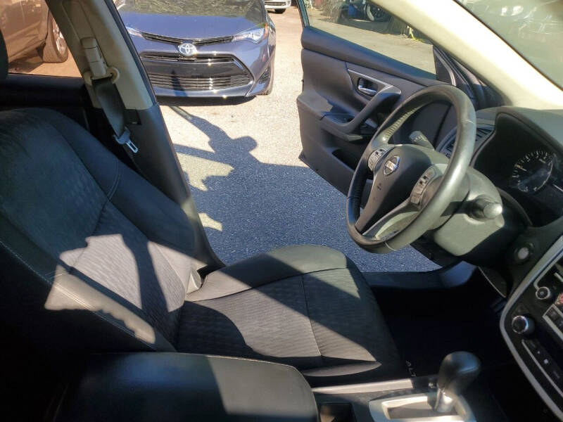 2017 Nissan Altima 2.5 SV