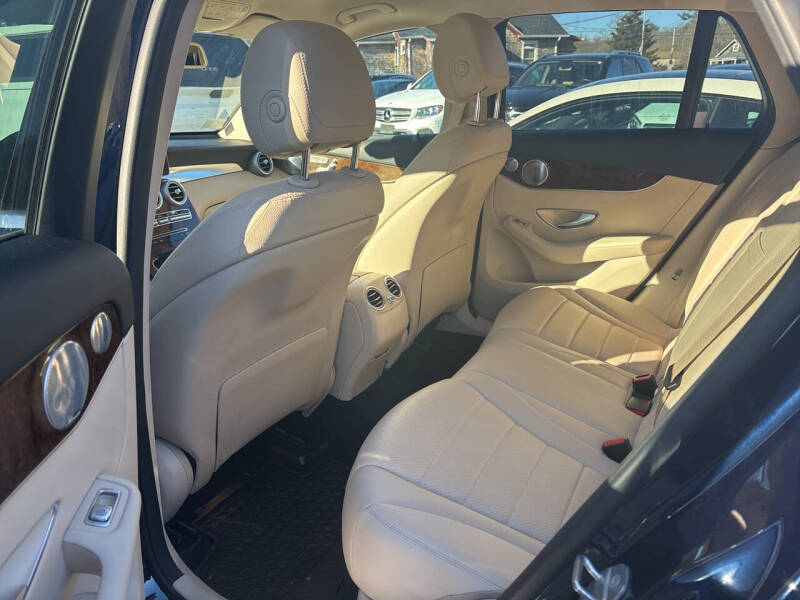 2017 Mercedes-Benz GLC GLC 300 4MATIC