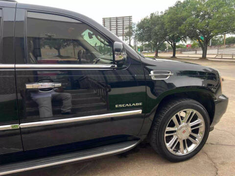 2012 Cadillac Escalade