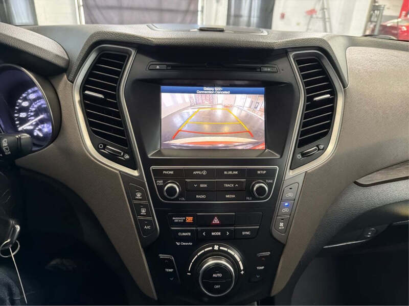 2017 Hyundai Santa Fe SE