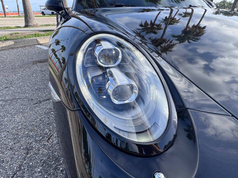 2018 Porsche 911 Turbo S