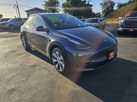 2023 Tesla Model Y Long Range