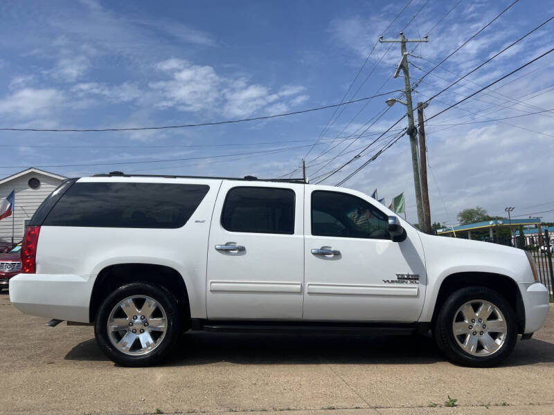 2013 GMC Yukon XL SLT