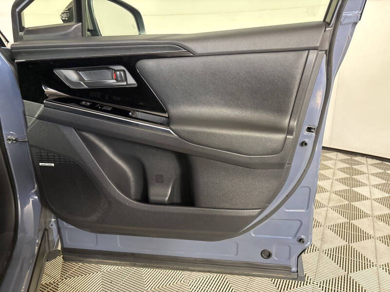 2023 Subaru Solterra Touring