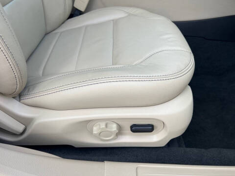 2016 Ford Taurus SEL