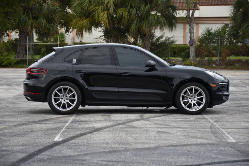 2016 Porsche Macan S
