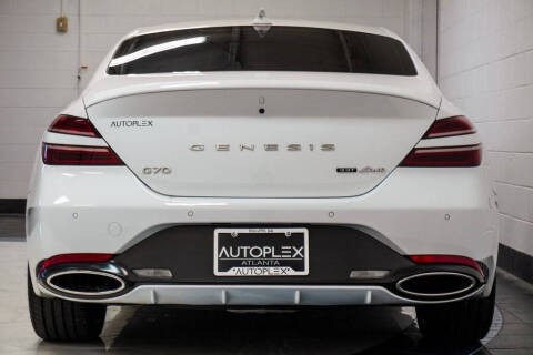 2022 Genesis G70