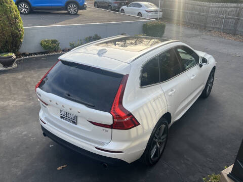 2020 Volvo XC60 T5 Momentum