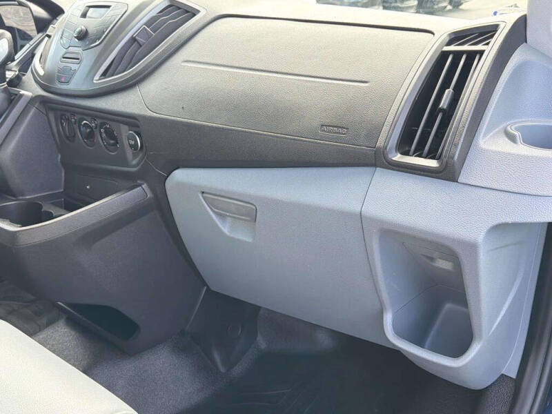 2017 Ford Transit