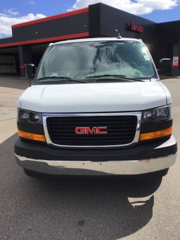 2024 GMC Savana 2500