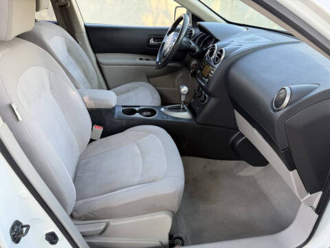 2013 Nissan Rogue SV