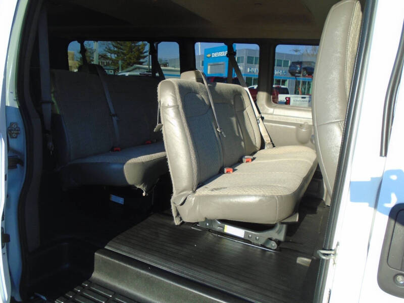 2023 Chevrolet Express LS 3500