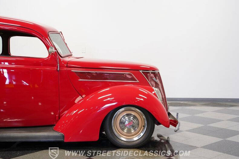 1937 Ford Tudor